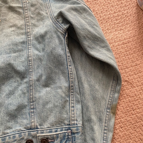 Jean jacket - Picture 7 of 14